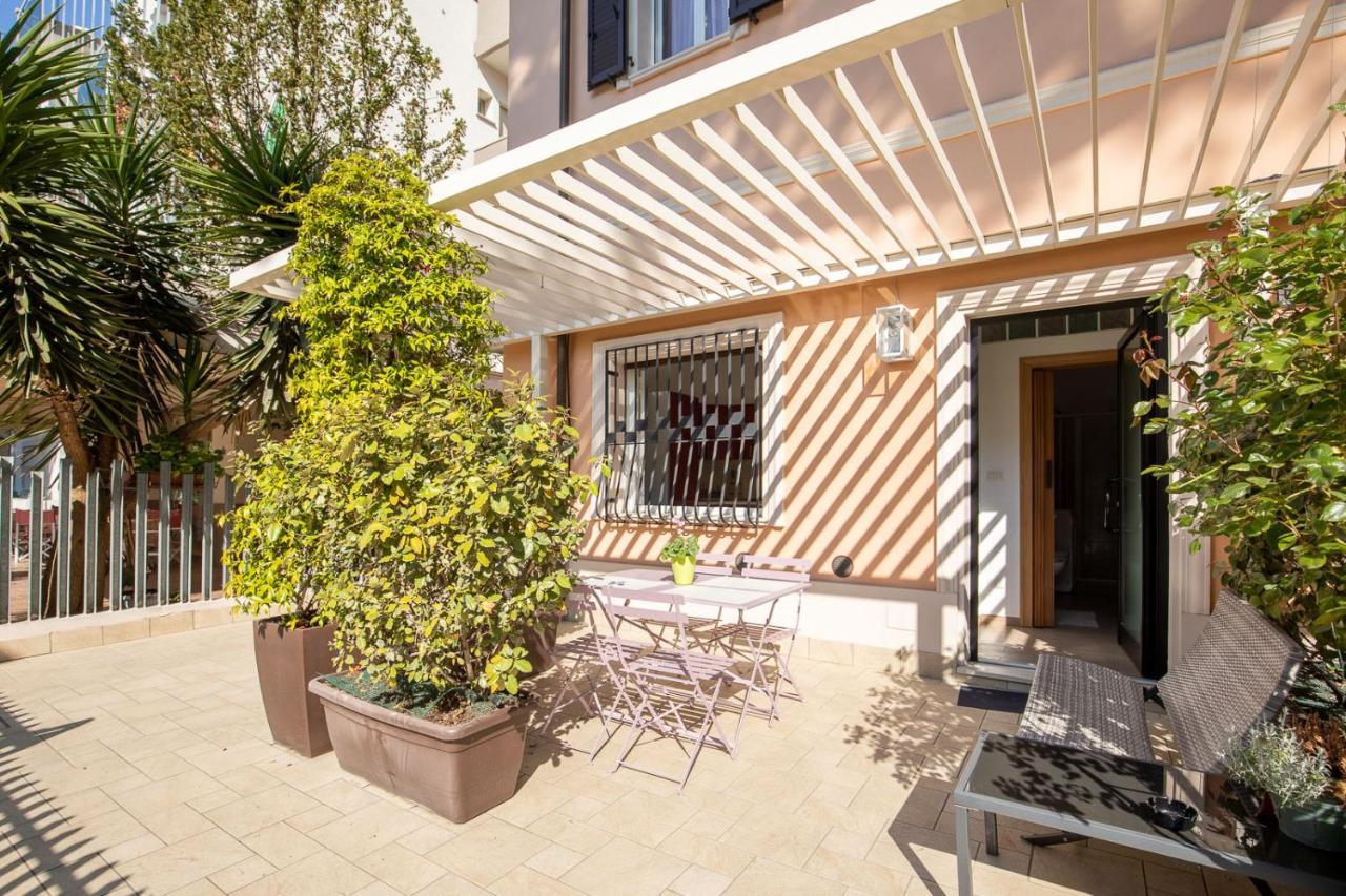 Bilocale Con Giardino A 200Mt Dal Mare - Homeunity Rimini Exterior photo